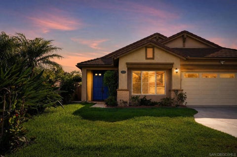 Photo of 6268 Canyon Bluff Ct CT, San Diego, CA 92121 (MLS # 260022195SD)