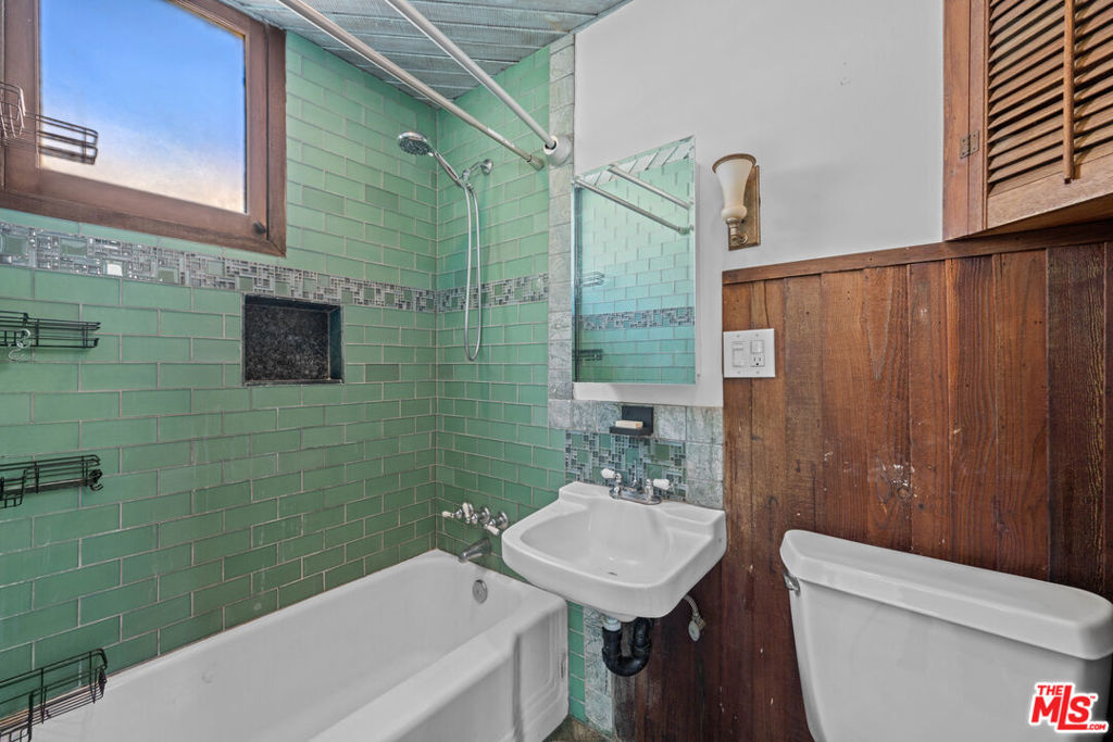 Ocean Park - Residential