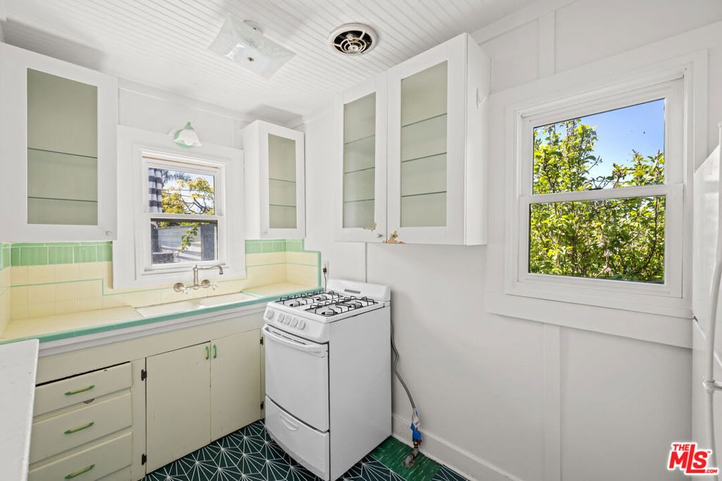 Ocean Park - Residential