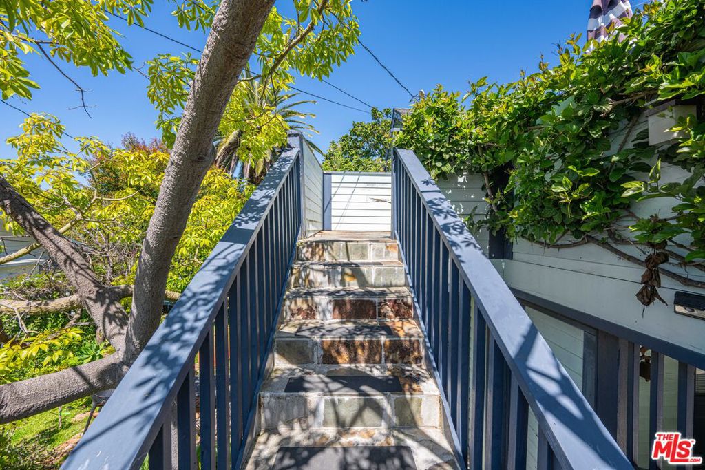 Ocean Park - Residential