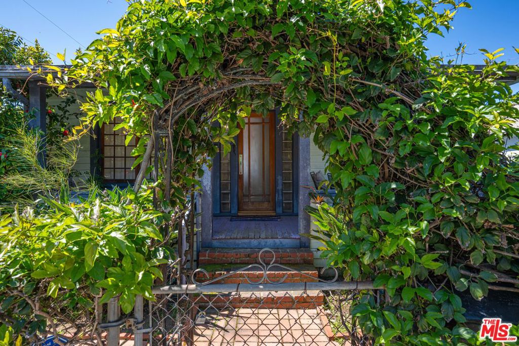 Ocean Park - Residential