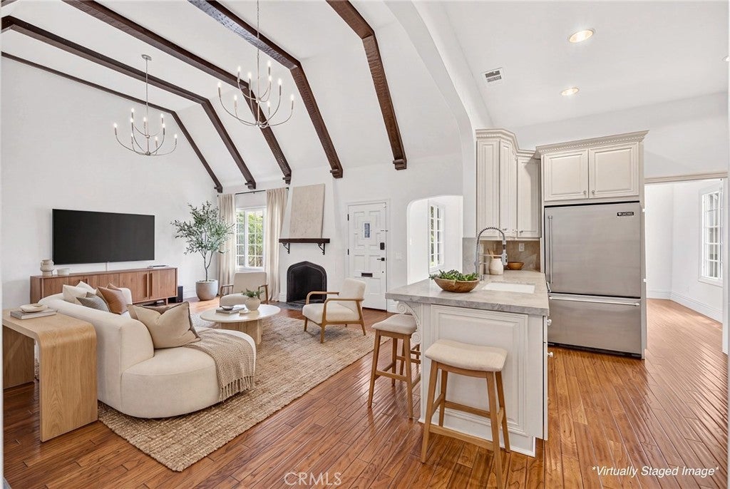 515 N Crescent Heights