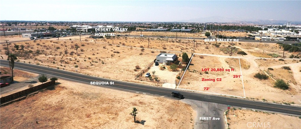 Main image without alt text