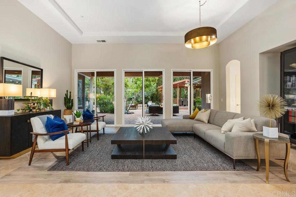 2409 Andersen Lane