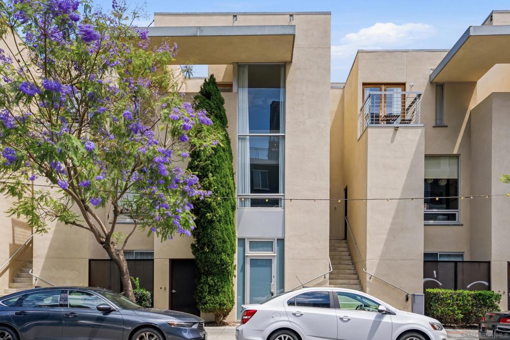 1601 Kettner Blvd 18