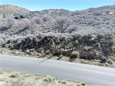 Photo of 0 Mountain Climber Way, Tehachapi, CA 93561 (MLS # NS26051742)