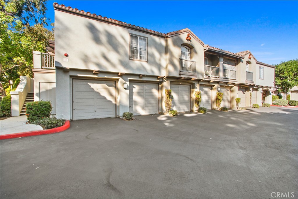 Mandevilla (MAND) - Residential Lease