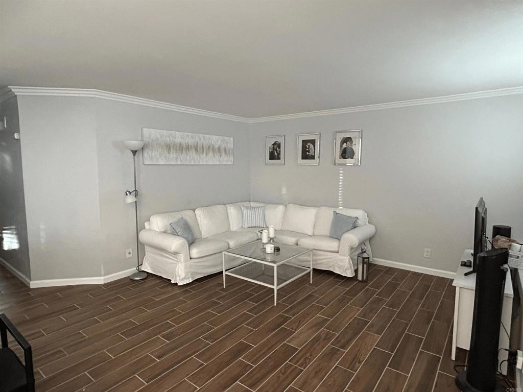 12616 Lakeshore Drive 3