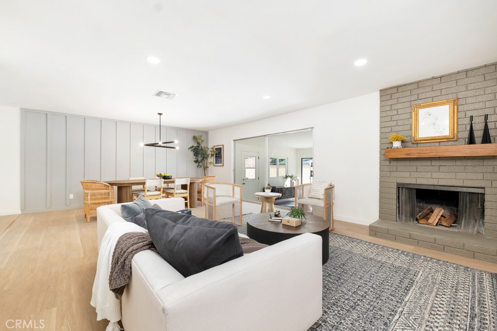 19844 Hemmingway Street