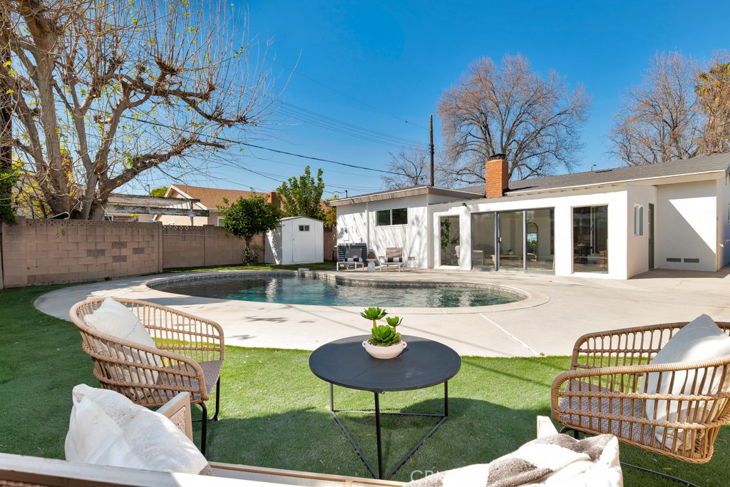 19844 Hemmingway Street