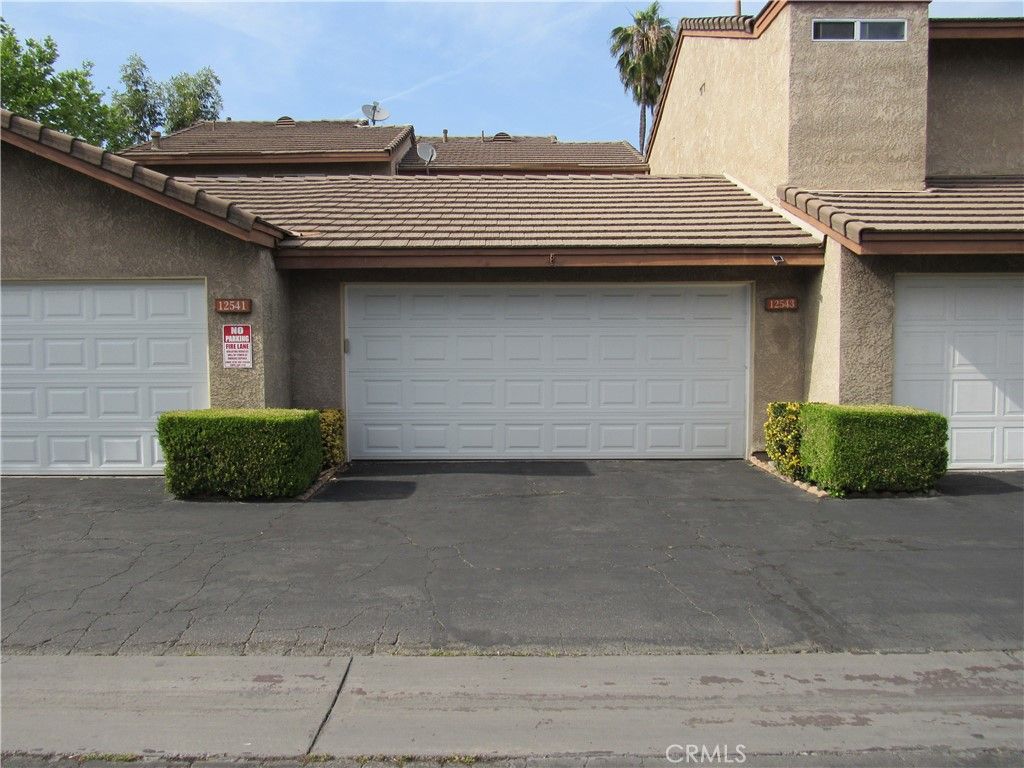 Photo of 12543 Pinehurst St, El Monte, CA 91732 (MLS # CV26082851)
