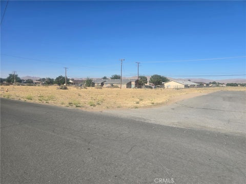 Photo of 0 Wanaque, Apple Valley, CA 92307 (MLS # IV26111410)