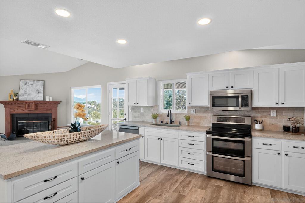 Ramona - Residential