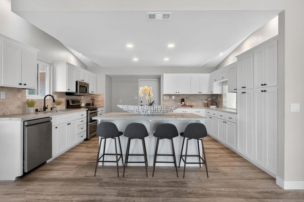 Ramona - Residential