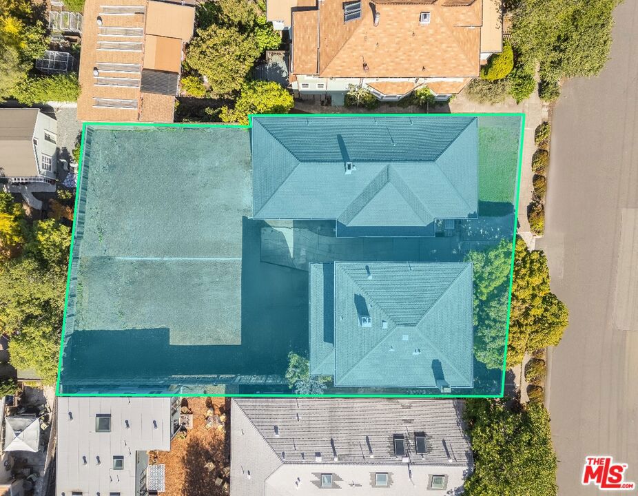 -2222 Grant Street