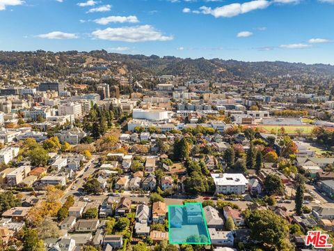 Photo of -2222 Grant Street, Berkeley, CA 94703 (MLS # 25618269)