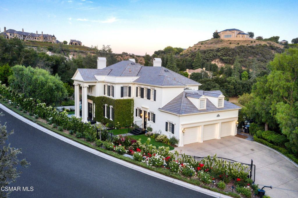 Photo of 508 W Stafford Road, Thousand Oaks, CA 91361 (MLS # 225005111)