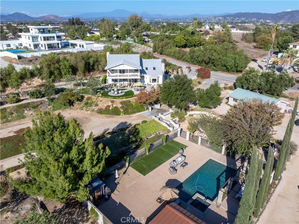 41999 Altanos Road