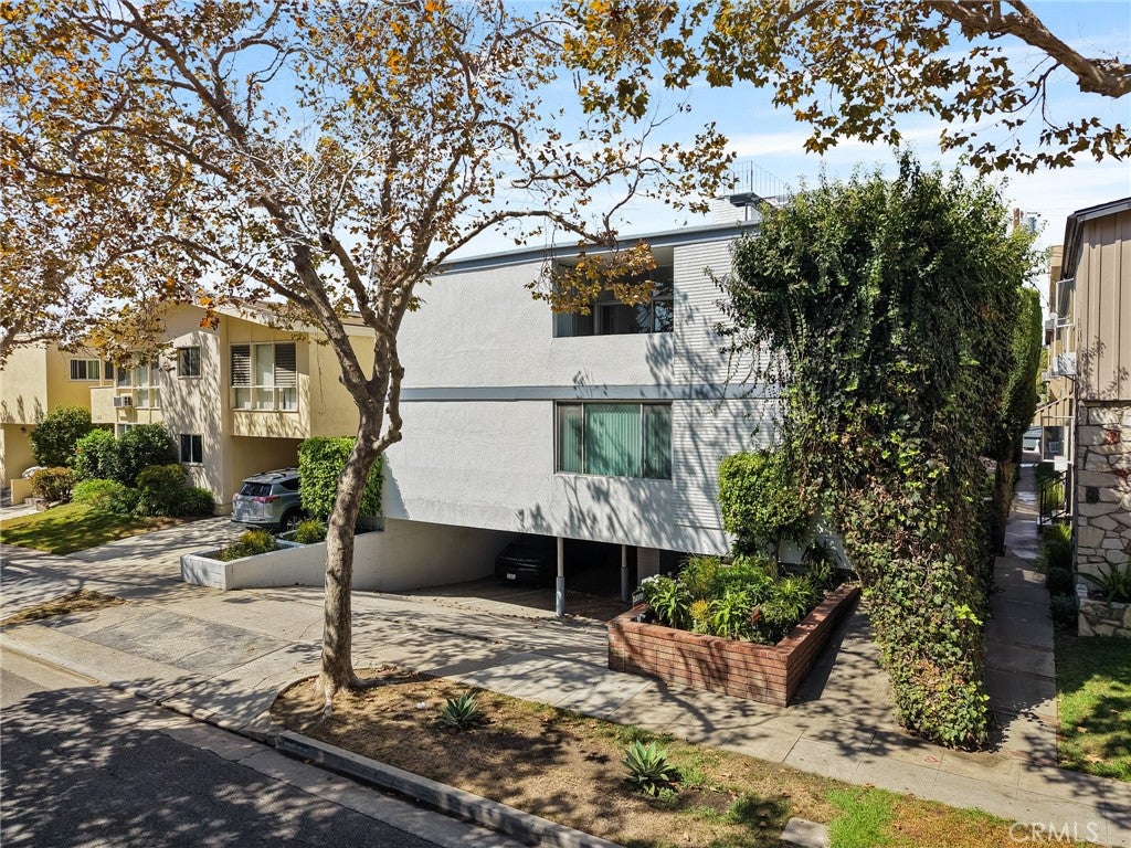 329 S Rexford Drive