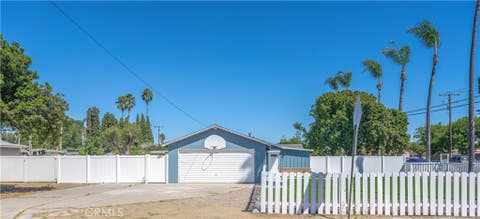 Photo of 4301 W Lilac AVE, Santa Ana, CA 92704 (MLS # OC26142207)