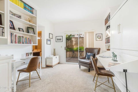 Tiny photo for 3182 Toulouse Circle, Thousand Oaks, CA 91362 (MLS # 226004154)