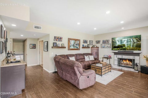 Tiny photo for 3182 Toulouse Circle, Thousand Oaks, CA 91362 (MLS # 226004154)