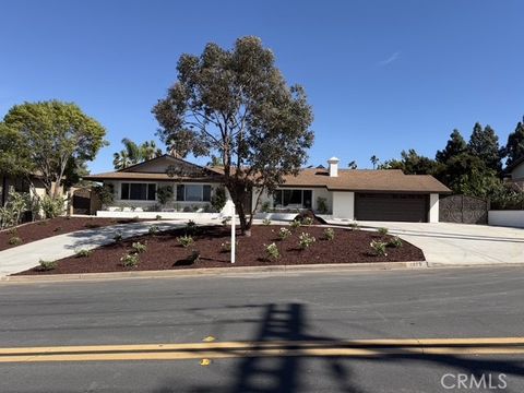 Photo of 1119 Paseo Grande, Corona, CA 92882 (MLS # SW26087886)