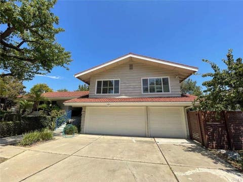 Photo of 1420 Kensington Drive, Fullerton, CA 92831 (MLS # OC26155058)