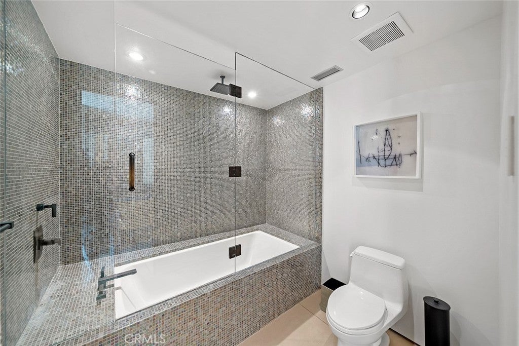 2665 Victoria Drive, Laguna Beach CA 92651 - Photo 56
