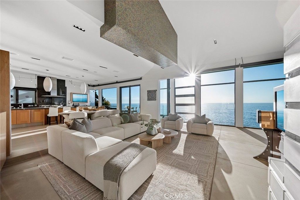 Photo of 2665 Victoria Drive, Laguna Beach, CA 92651 (MLS # LG26151526)