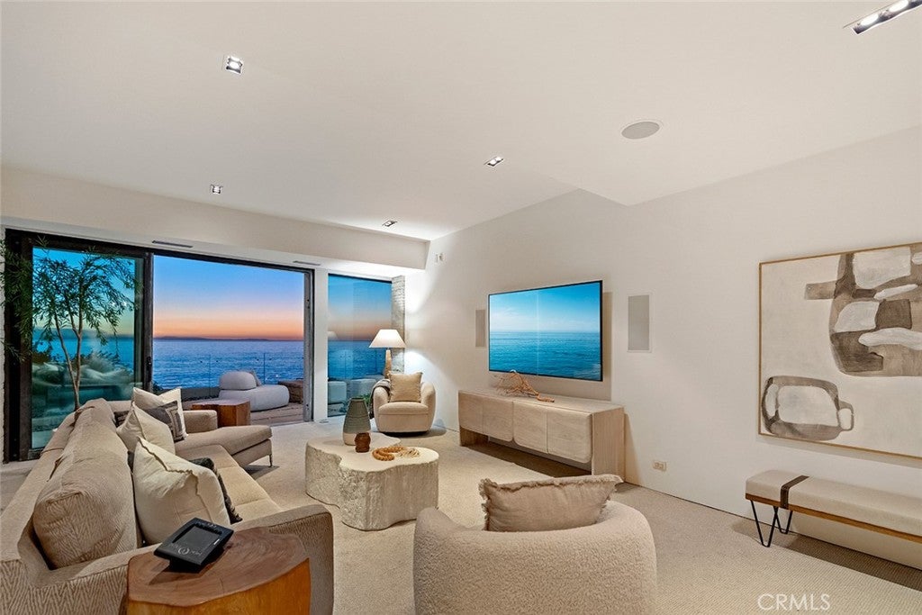 2665 Victoria Drive, Laguna Beach CA 92651 - Photo 52