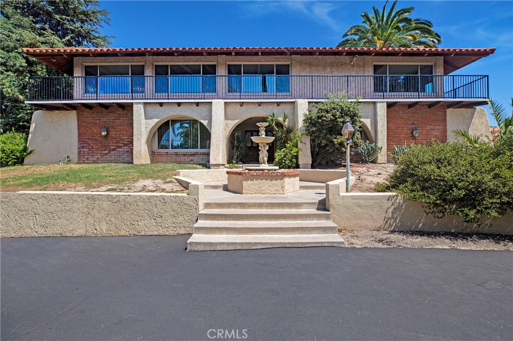 1731 La Loma Drive