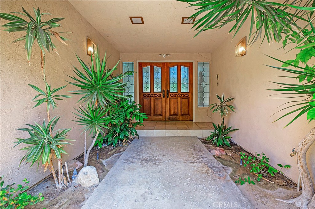 1731 La Loma Drive