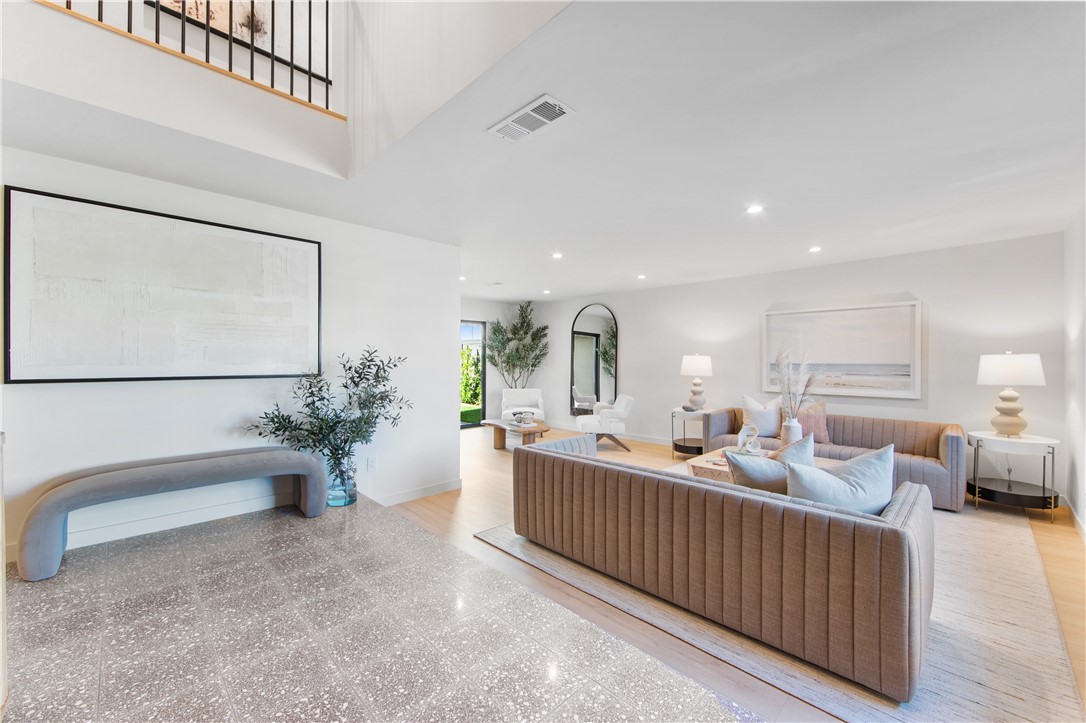 Huntington Seacliff (HSEA) - Residential