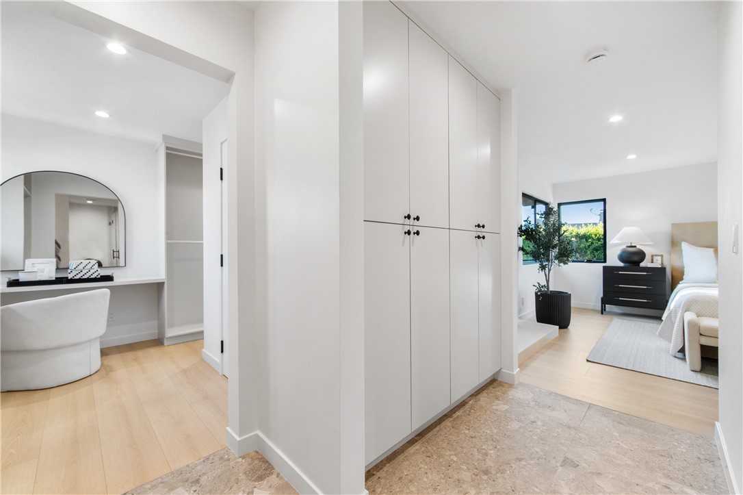 Huntington Seacliff (HSEA) - Residential