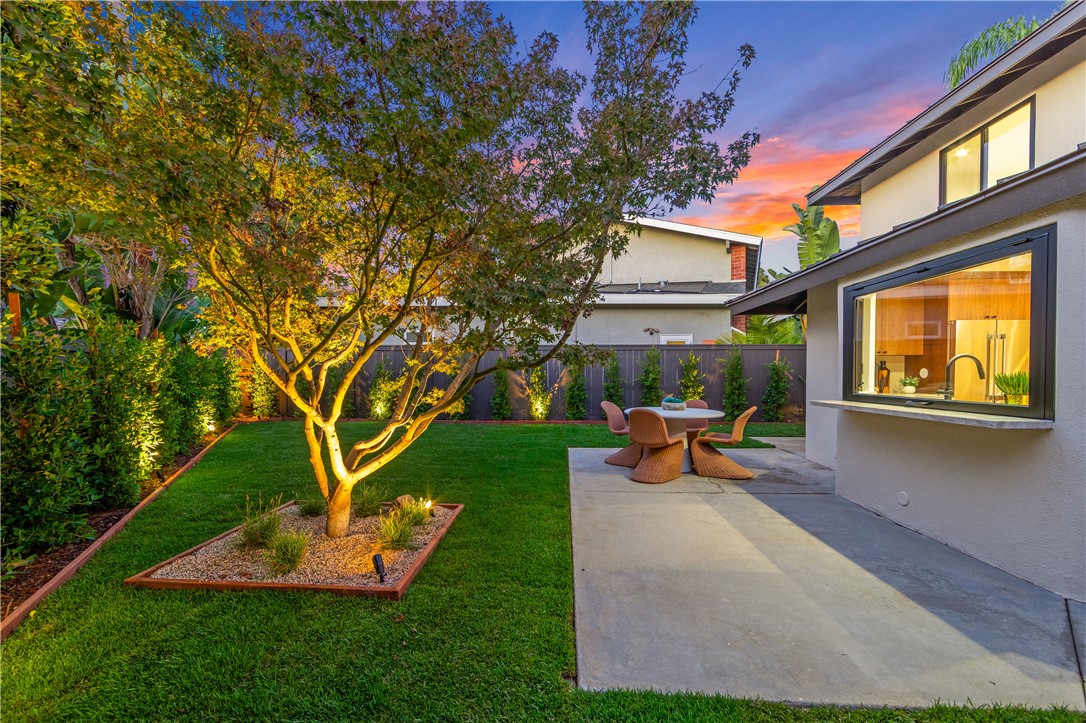 Huntington Seacliff (HSEA) - Residential