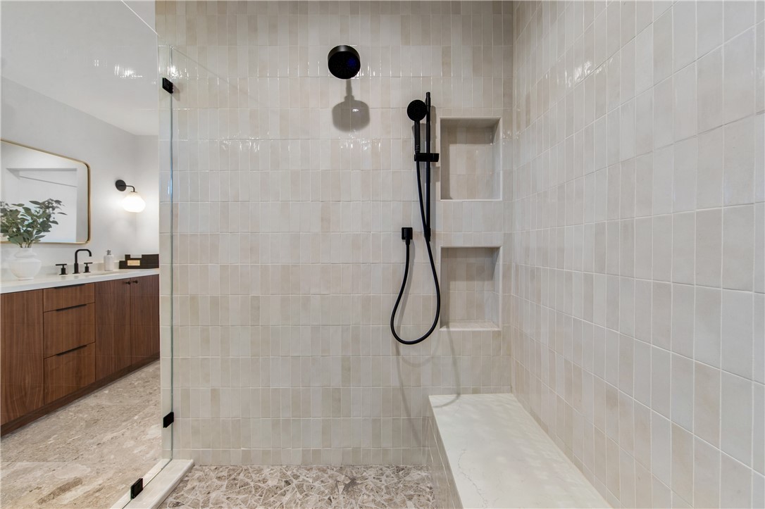 Huntington Seacliff (HSEA) - Residential