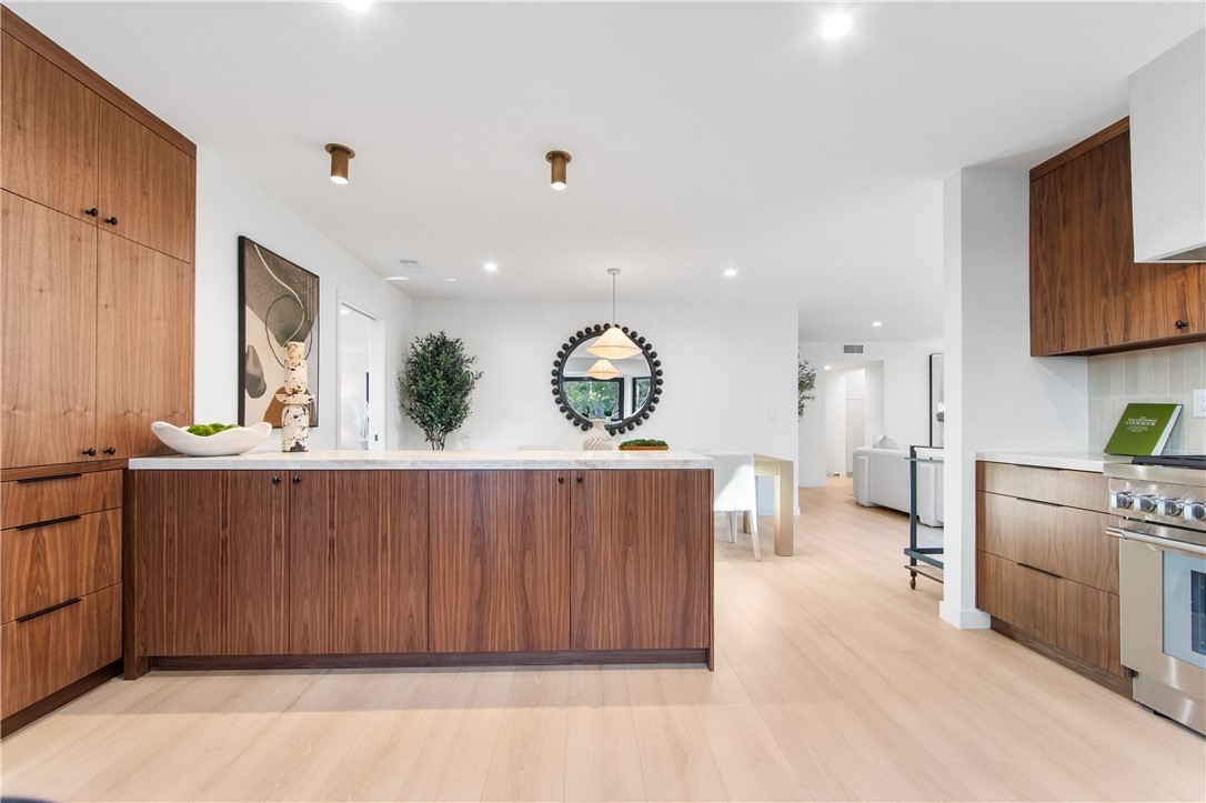 Huntington Seacliff (HSEA) - Residential