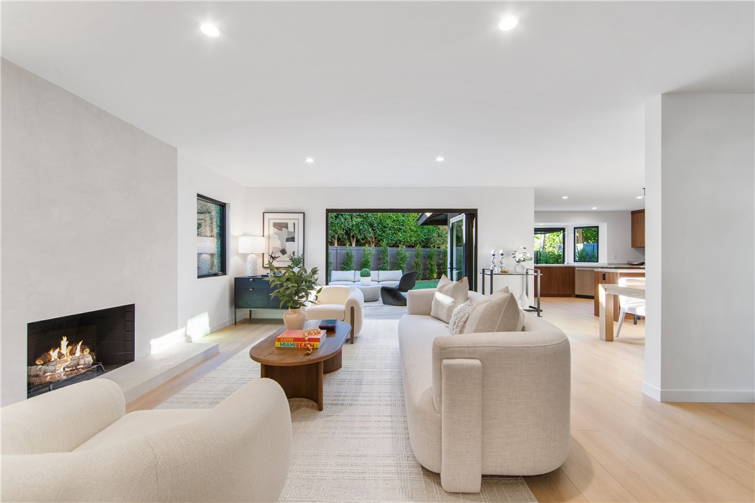 Huntington Seacliff (HSEA) - Residential