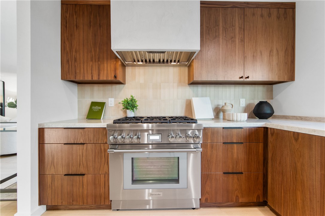 Huntington Seacliff (HSEA) - Residential