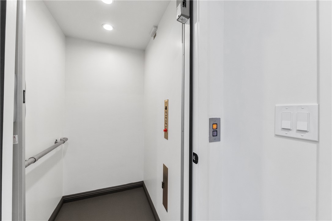 Huntington Seacliff (HSEA) - Residential