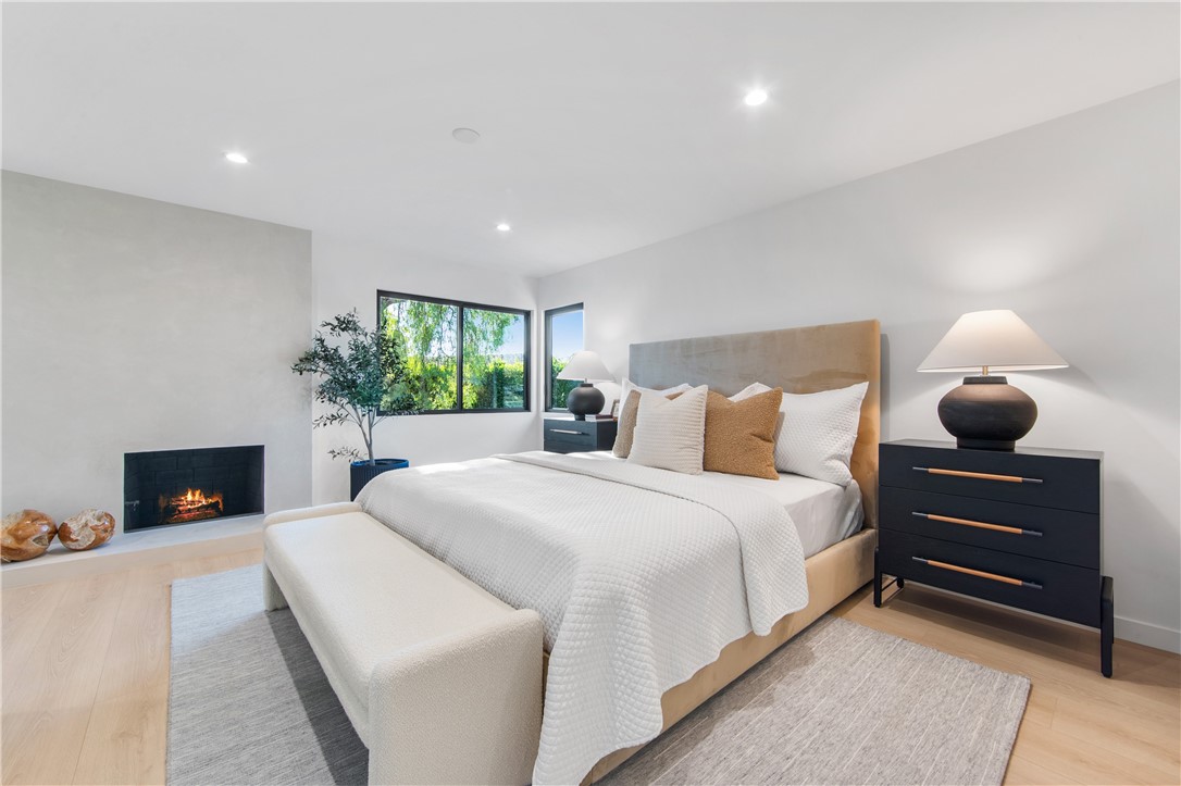 Huntington Seacliff (HSEA) - Residential