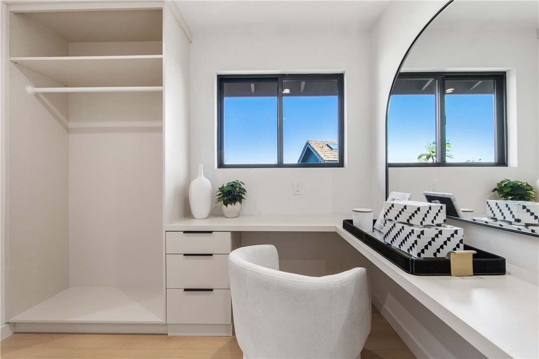 Huntington Seacliff (HSEA) - Residential