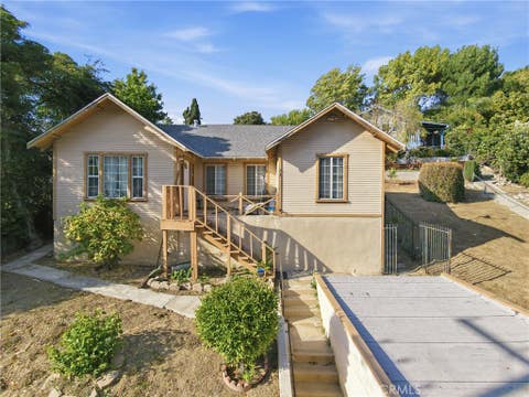 Photo of 1715 Winmar DR, Los Angeles, CA 90065 (MLS # AR26115851)
