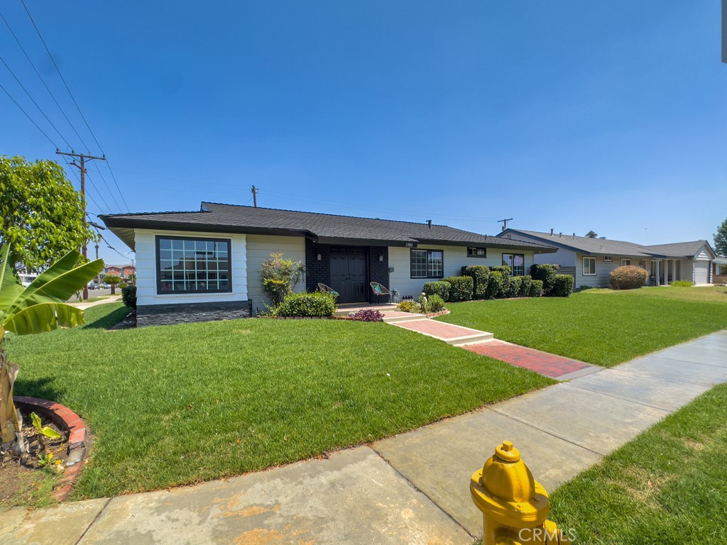 17001 La Kenice Way