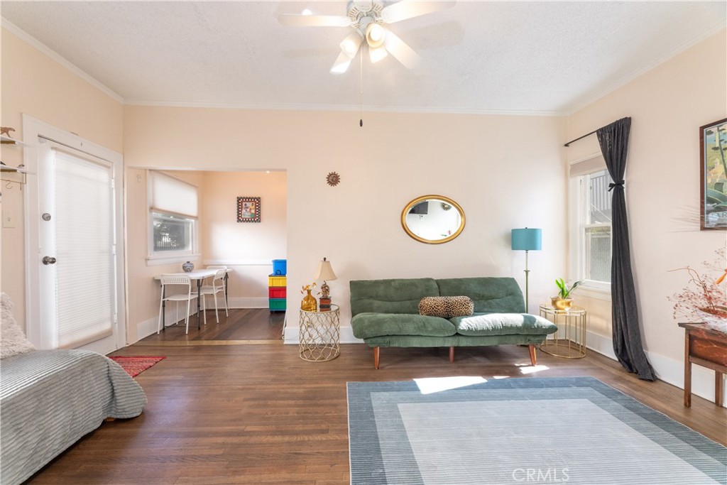 1738 E 4th Street 15