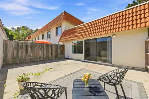 Photo of 2812 Via Magia, Carlsbad, CA 92010 (MLS # 260020874SD)