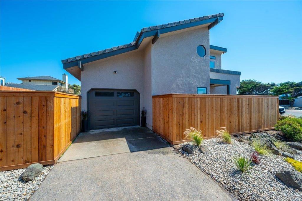 1980 Sherwood Drive