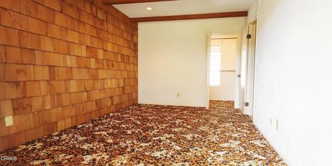 Tiny photo for 1116 Okapi Ln, Ventura, CA 93003 (MLS # V1-34886)