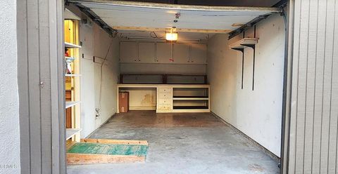 Tiny photo for 1116 Okapi Ln, Ventura, CA 93003 (MLS # V1-34886)